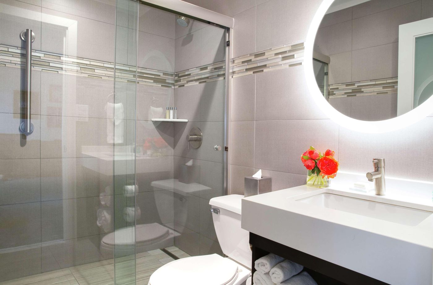 Martinique-New-York-on-Broadway--Curio-By-Hilton-Room-43