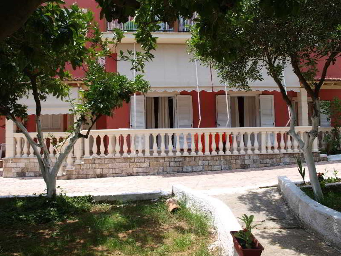 Fouxia-Apartments-and-Studios-General-view-13