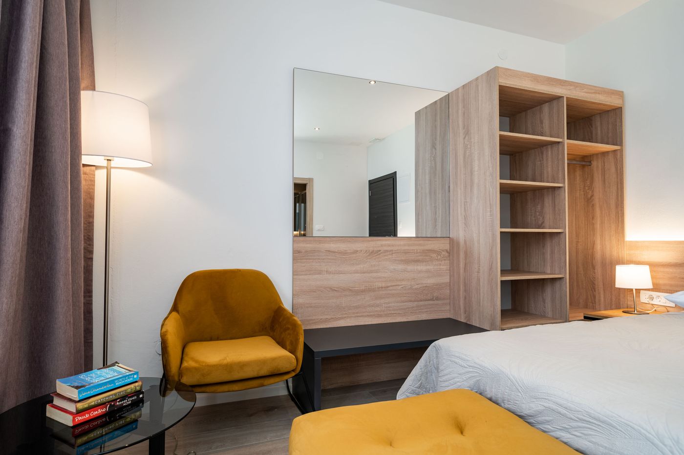 Bacan-Serviced-Apartments-Room-35