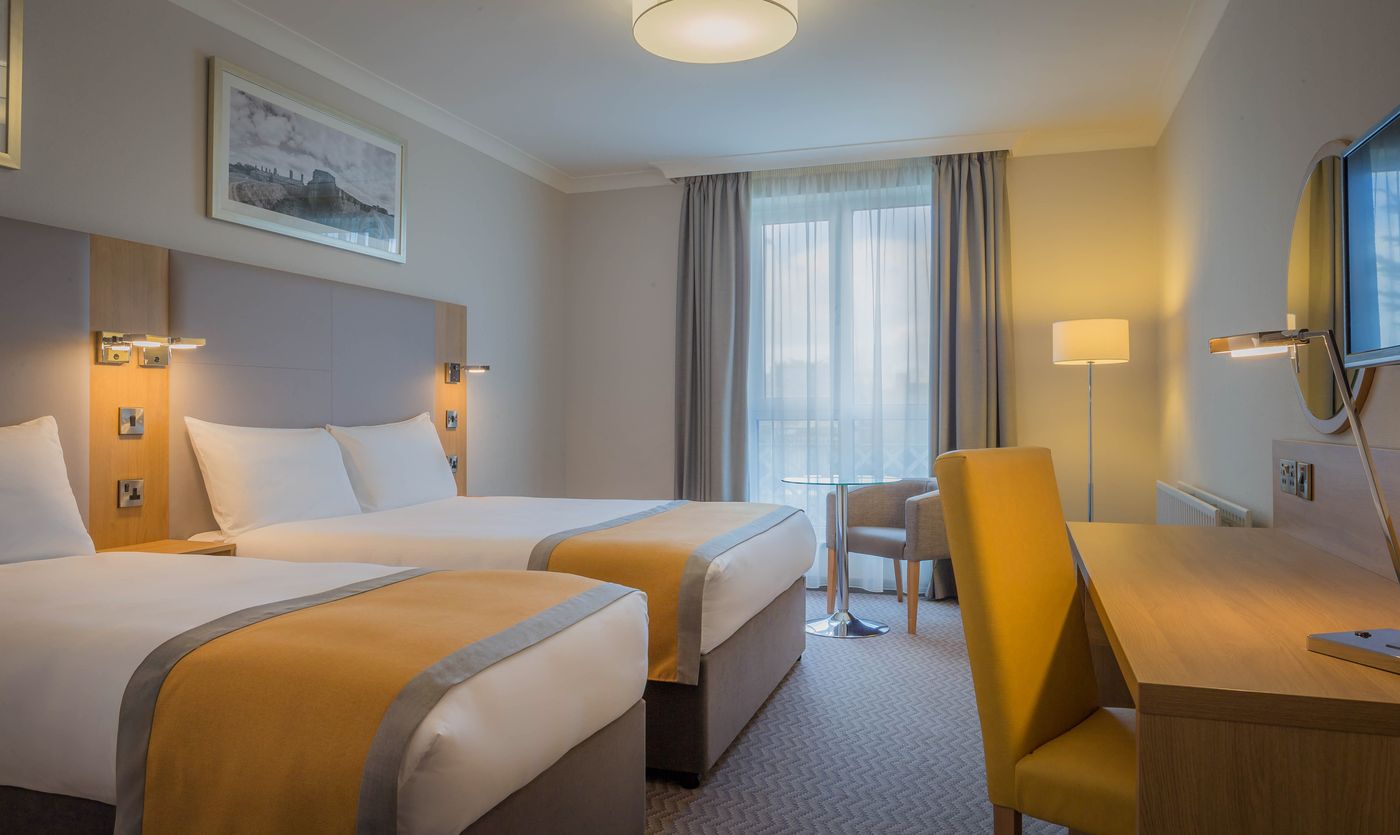 Maldron-Hotel-Tallaght-Room-2