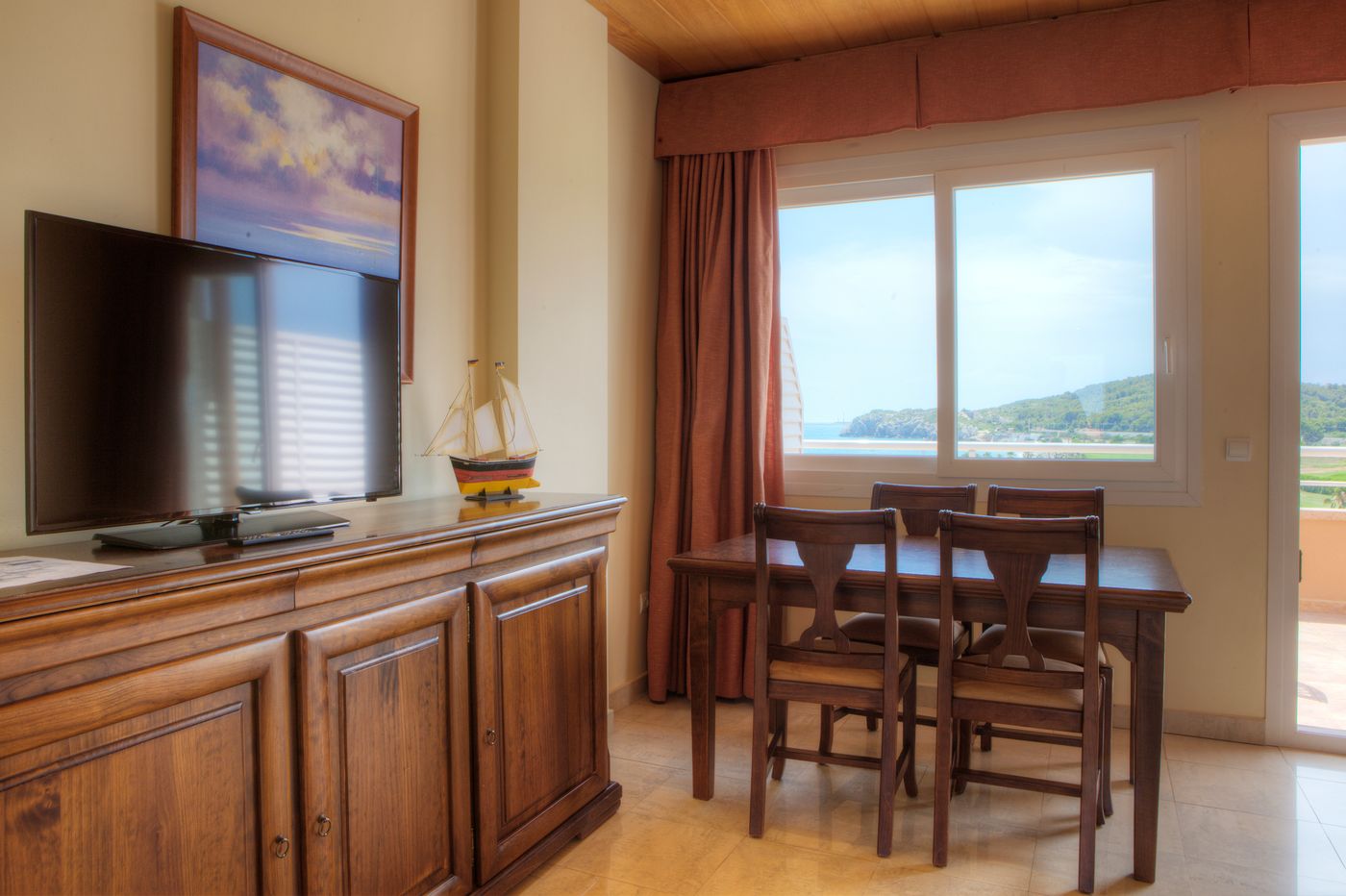 Sunway-Playa-Golf-Sitges-Room-38