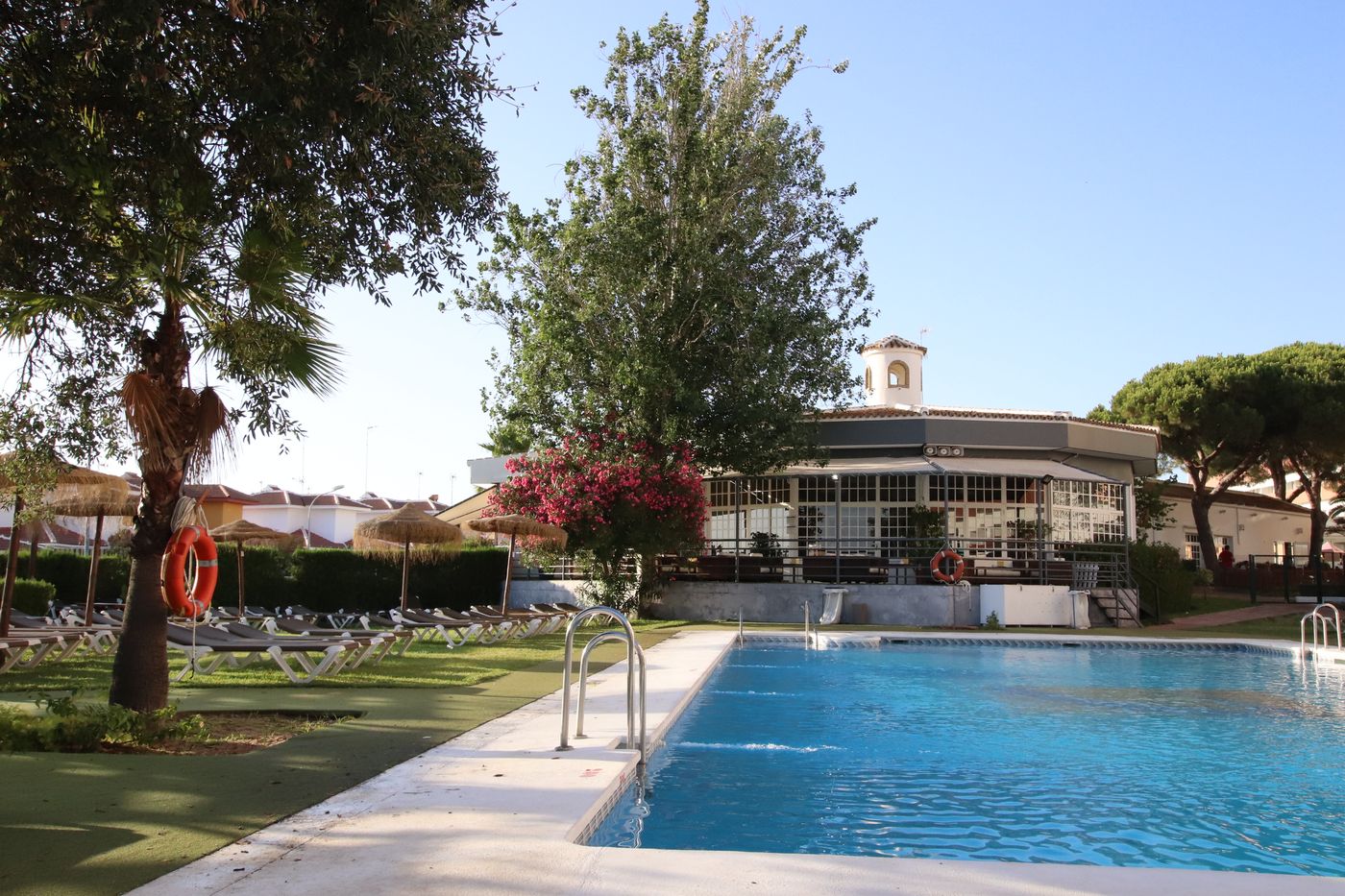 Carabela-Beach---Golf-Hotel-Pool-2