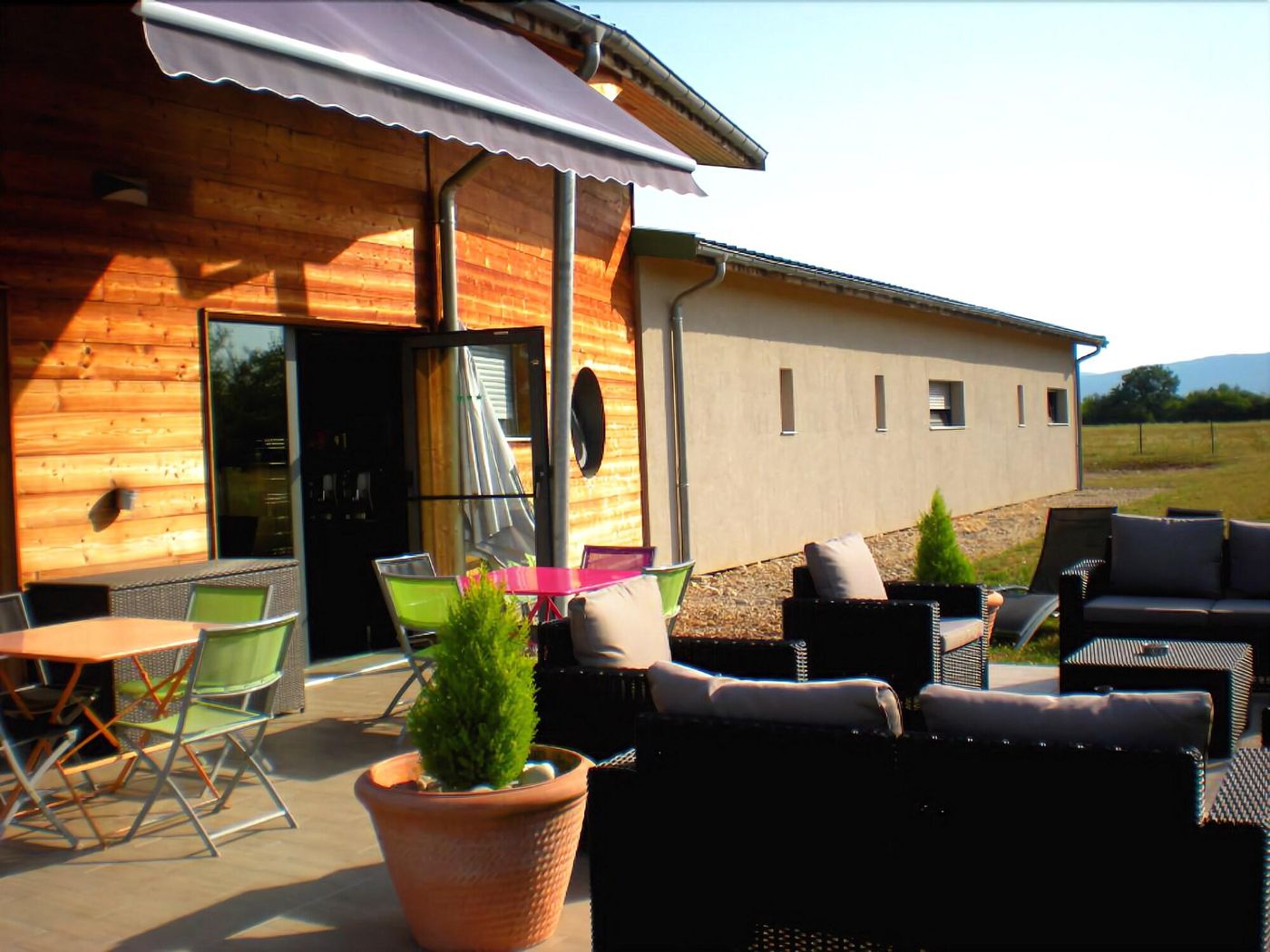 Bio Motel - France - SAINT VULBAS - Terrace - 8