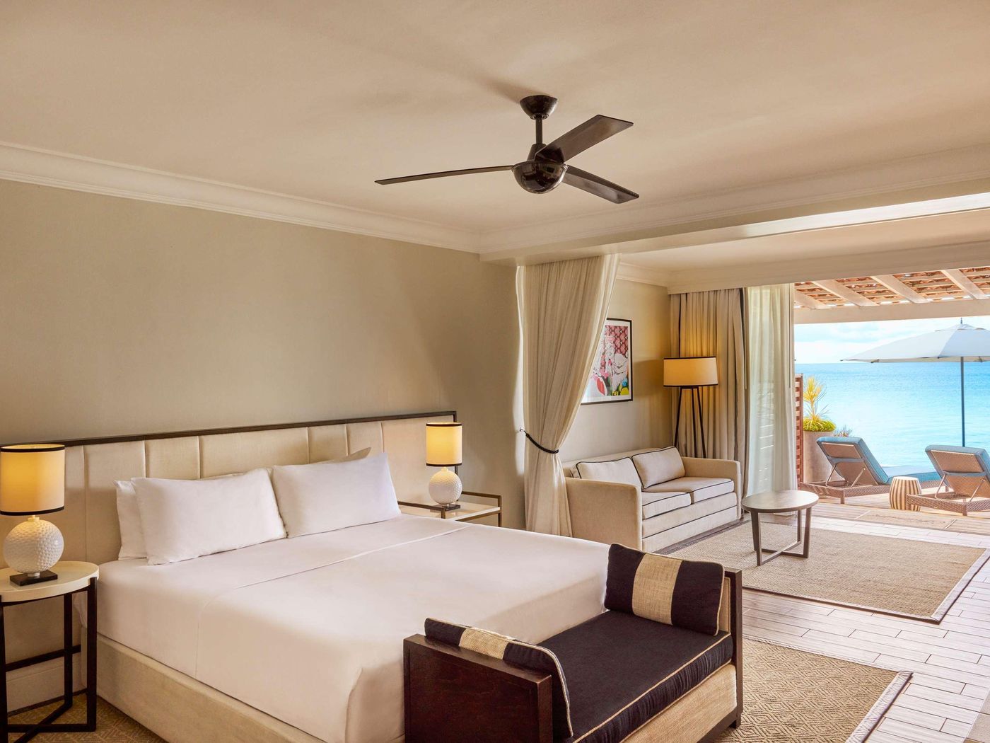 The-Fairmont-Royal-Pavilion-Room-32