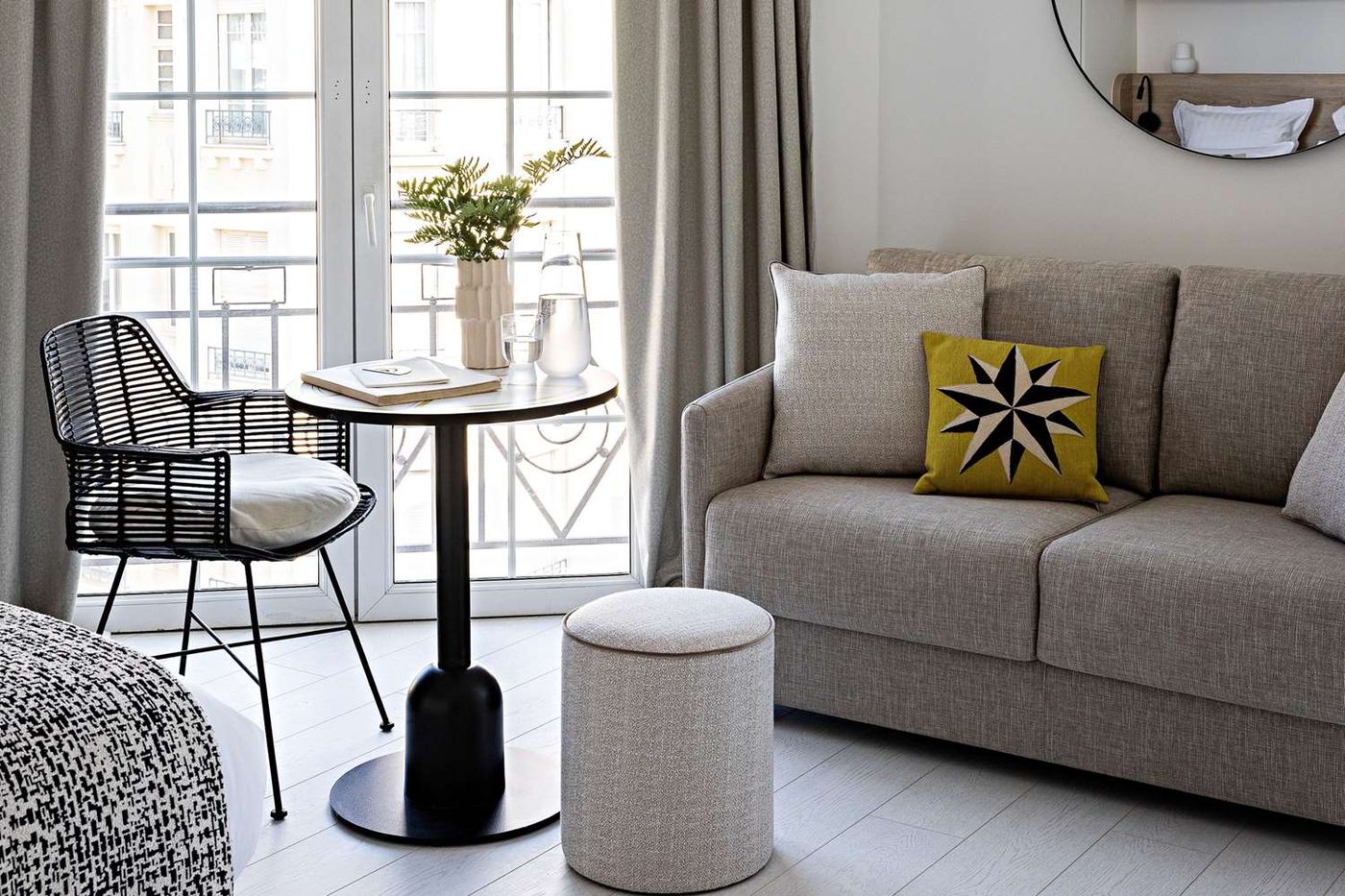 Le-Riviera-Collection--BW-Signature-Collection-Room-23