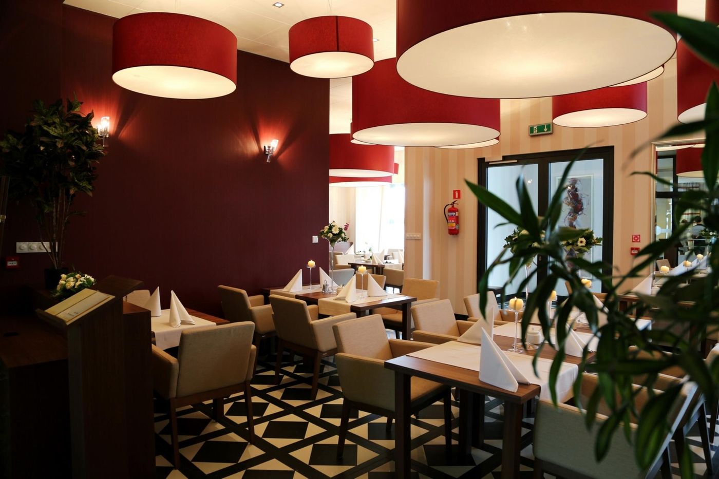 Hotel-Swing-Restaurant-11