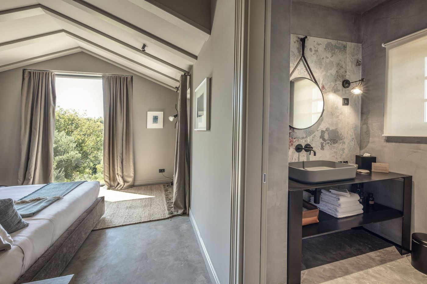 San-Canzian-Hotel-and-Residences-Room-47