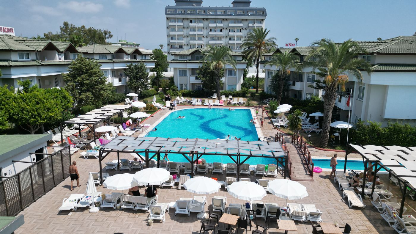 Aydinbey-Gold-Dreams-Pool-3