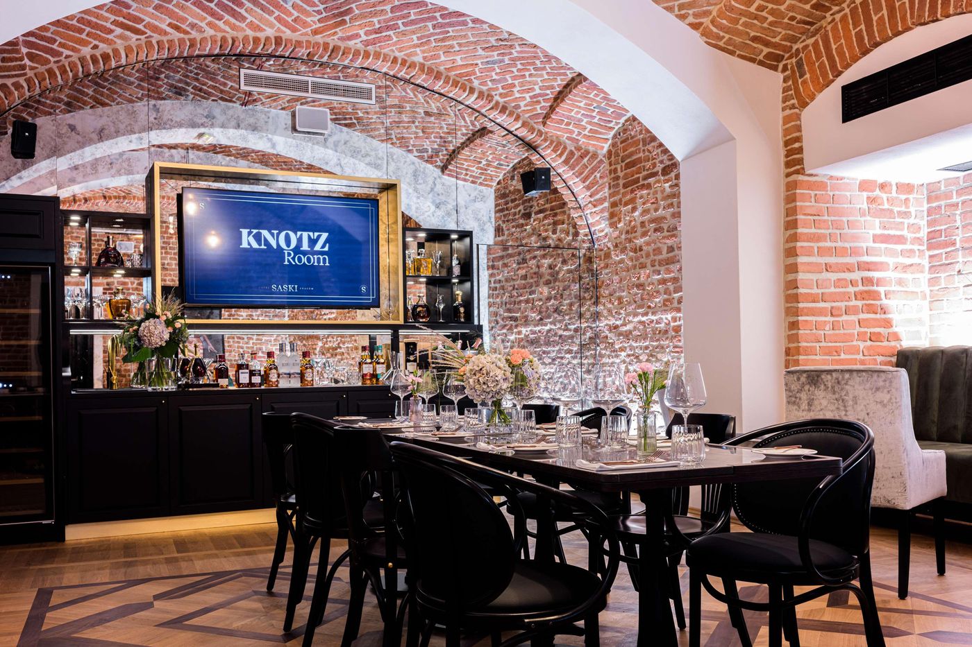 Hotel-Saski-Krakow--Curio-collection-by-Hilton-Restaurant-20