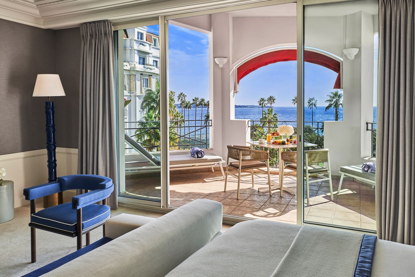 H----tel-Barri----re-Le-Majestic-Cannes-Room-27