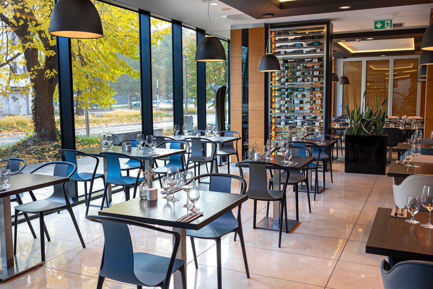 Q-Hotel-Plus-Krakow-Restaurant-18