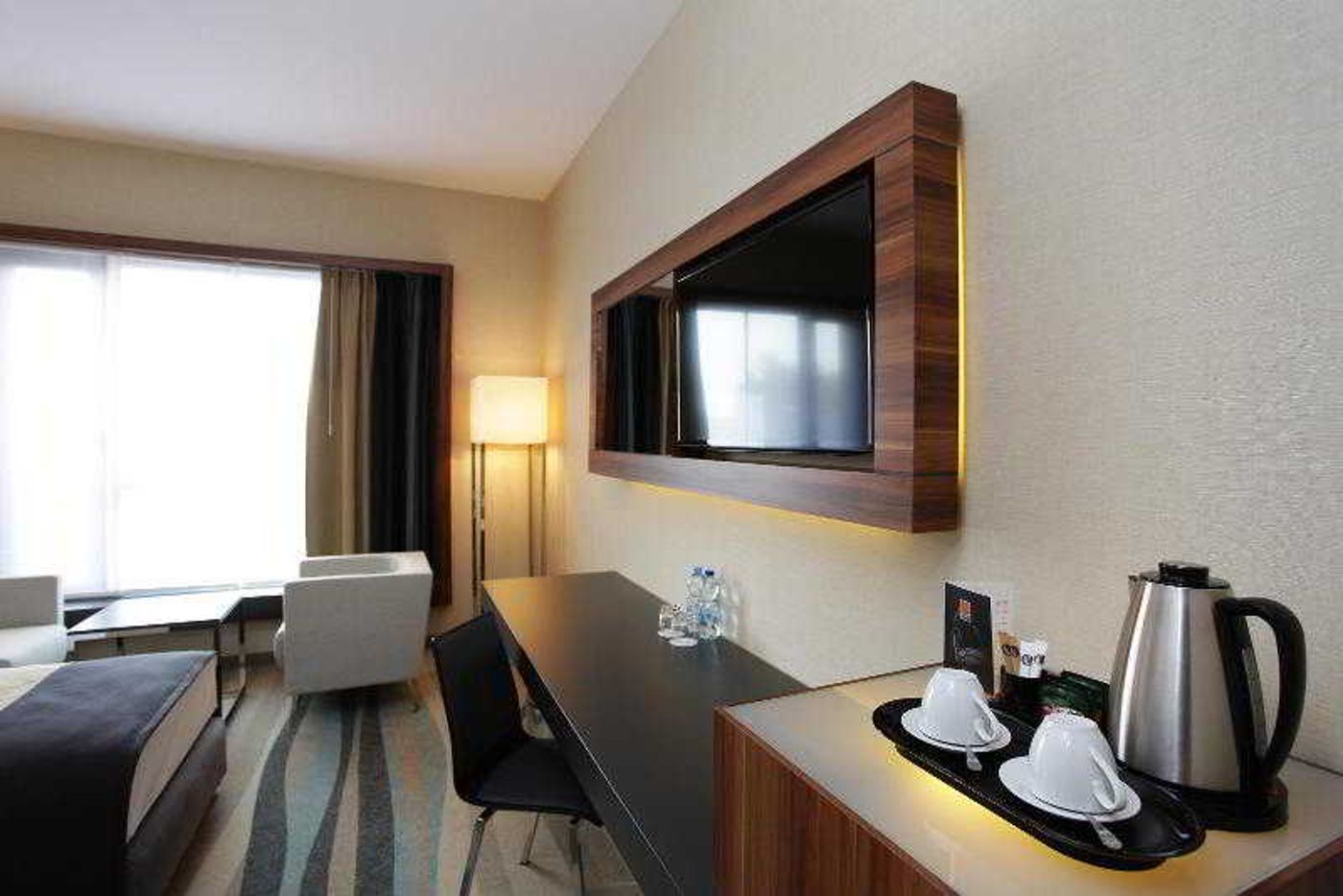 Warsaw-Plaza-Hotel-Room-22
