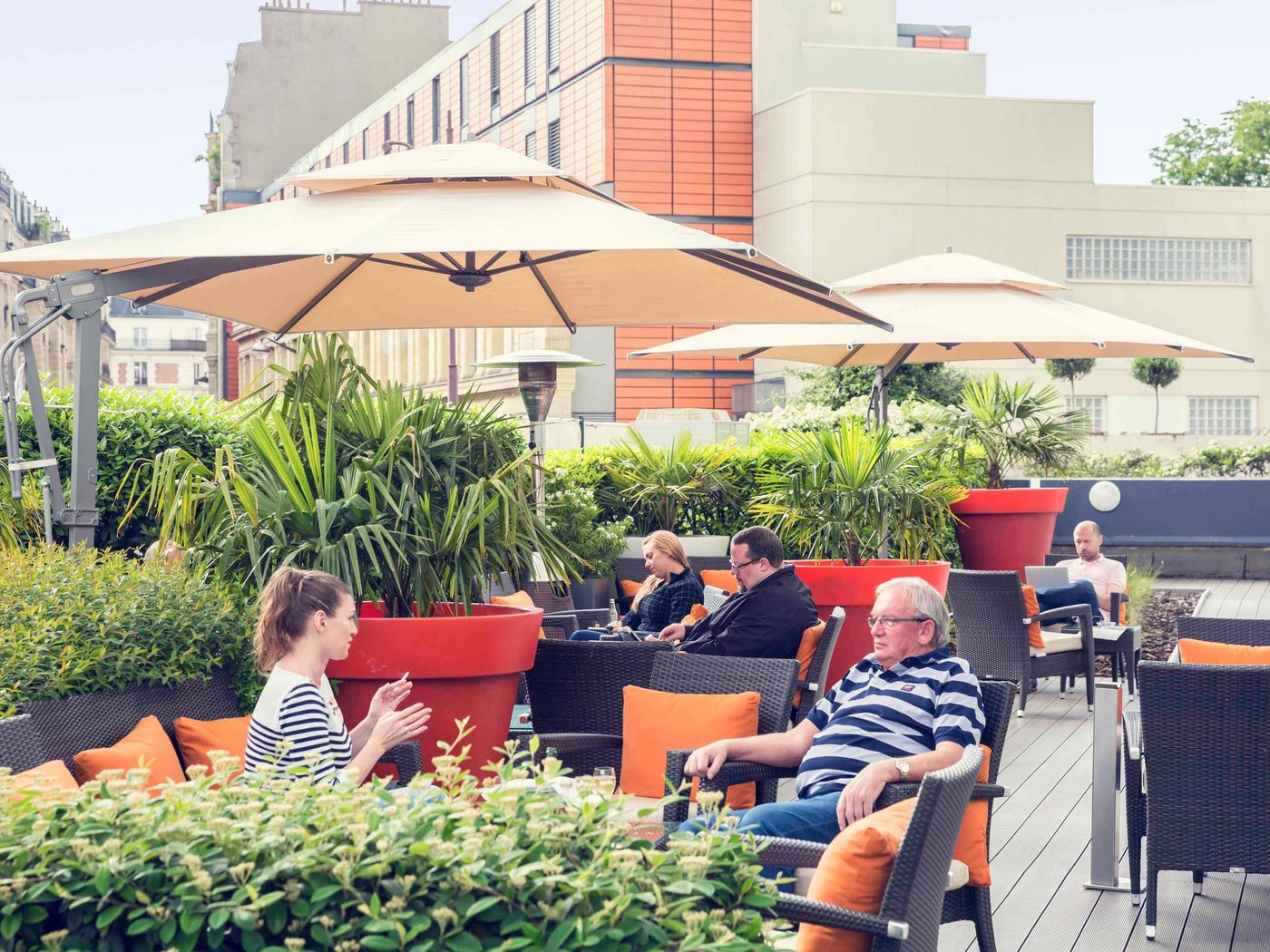 Mercure-Paris-Montmartre-Sacre-Coeur-Restaurant-54