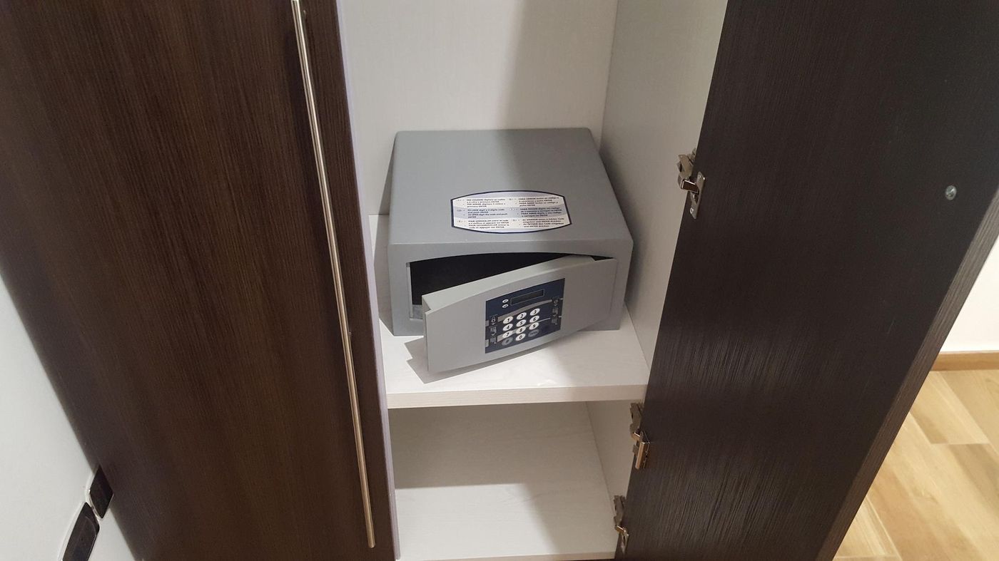 Una-Finestra-Su-Monti-Room-25