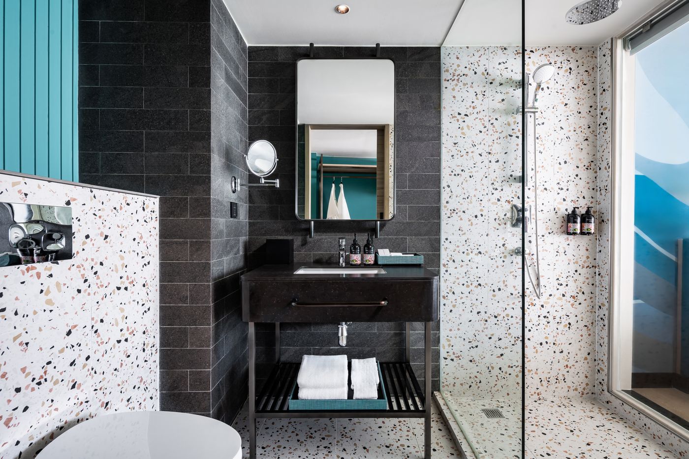 M-Social-Hotel-Phuket-Room-26