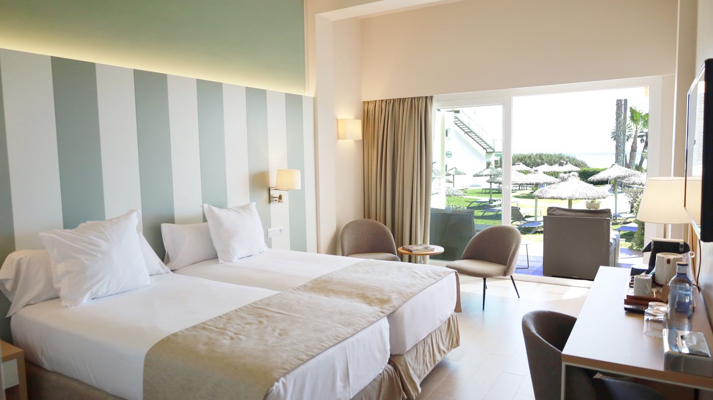 Hotel-55-Santo-Tomas-Room-18