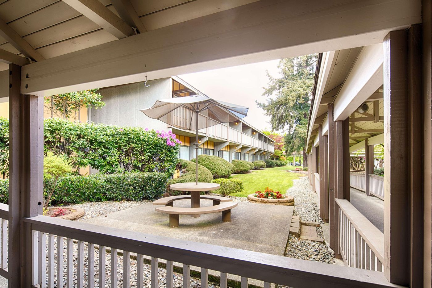 Red Lion Bellevue-United States-Bellevue-General view-10