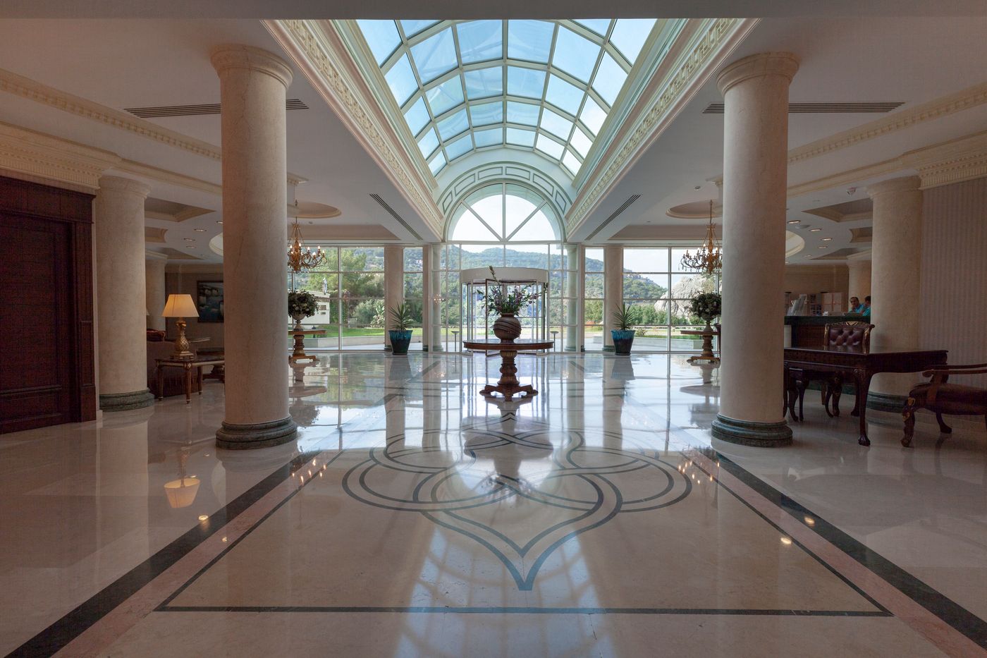 X-Life-Hotel--15-Lobby-44