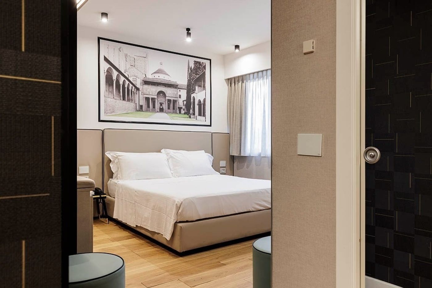 MH-Florence-Hotel---Spa-Room-5