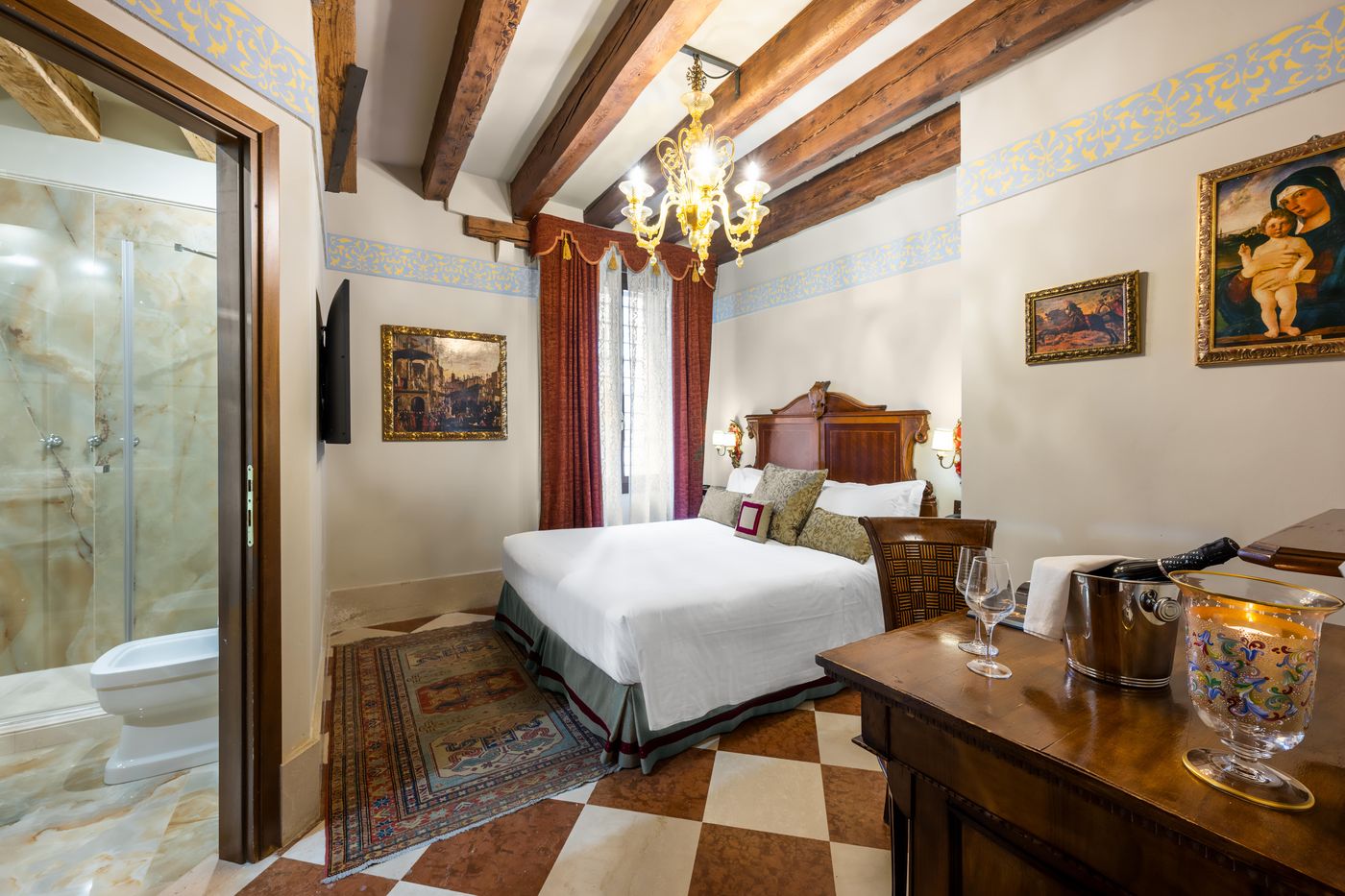 Palazzo-Priuli-Hotel-Room-29