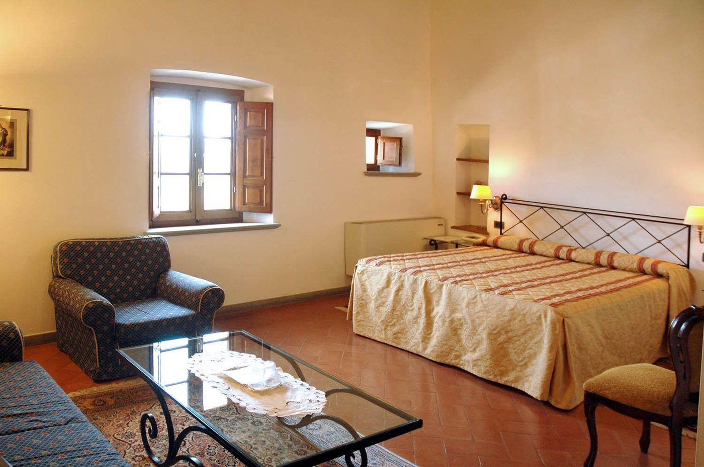 Palazzo-Squarcialupi-Room-12