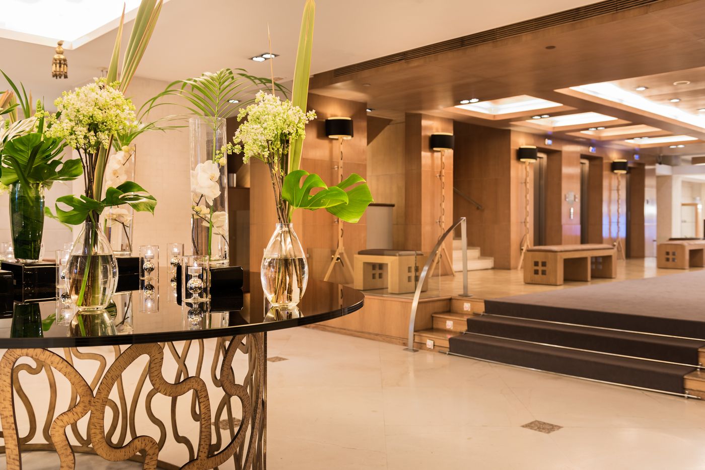 Hyatt-Regency-Hesperia-Madrid-Lobby-8