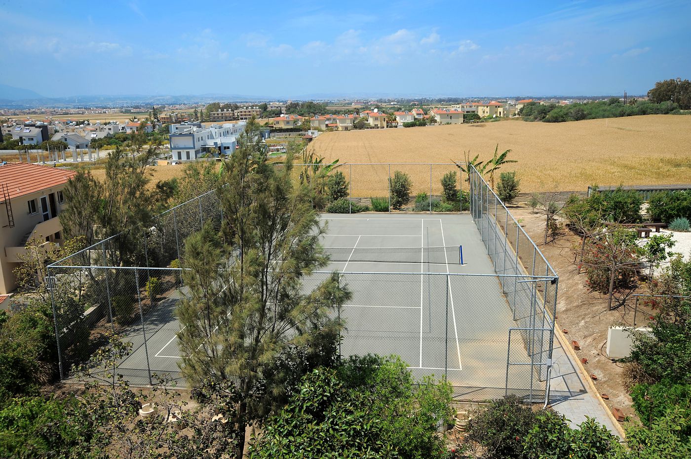 E-Hotel-Spa-and-Resort-Sports-and-Entertainment-48