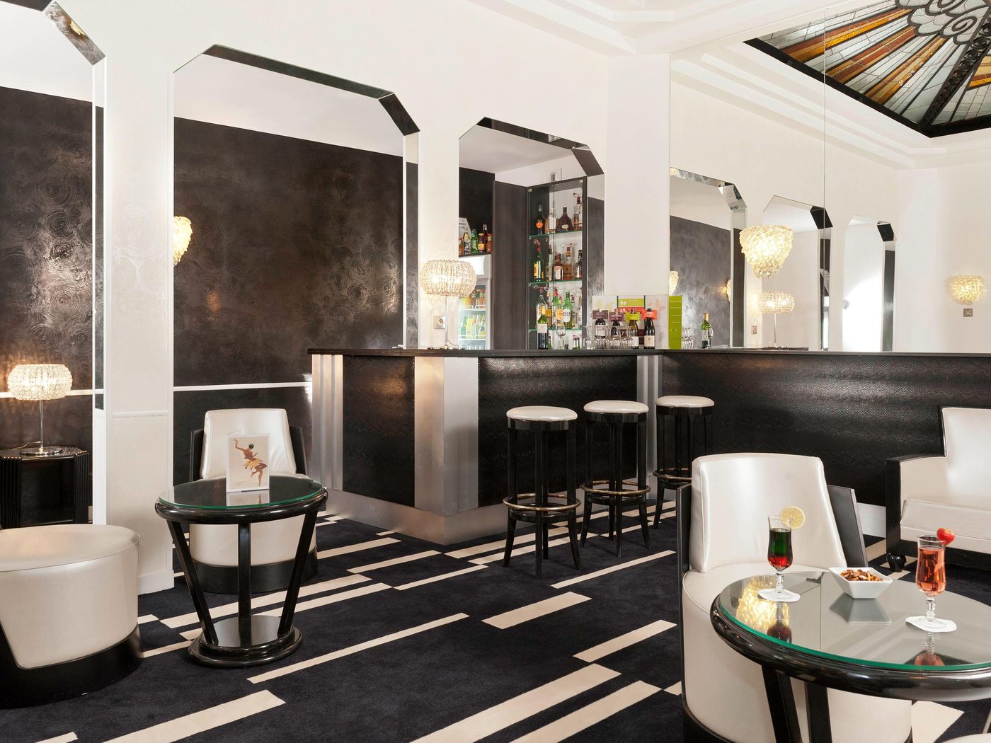 Mercure-Paris-Opera-Faubourg-Montmartre-Bar-14