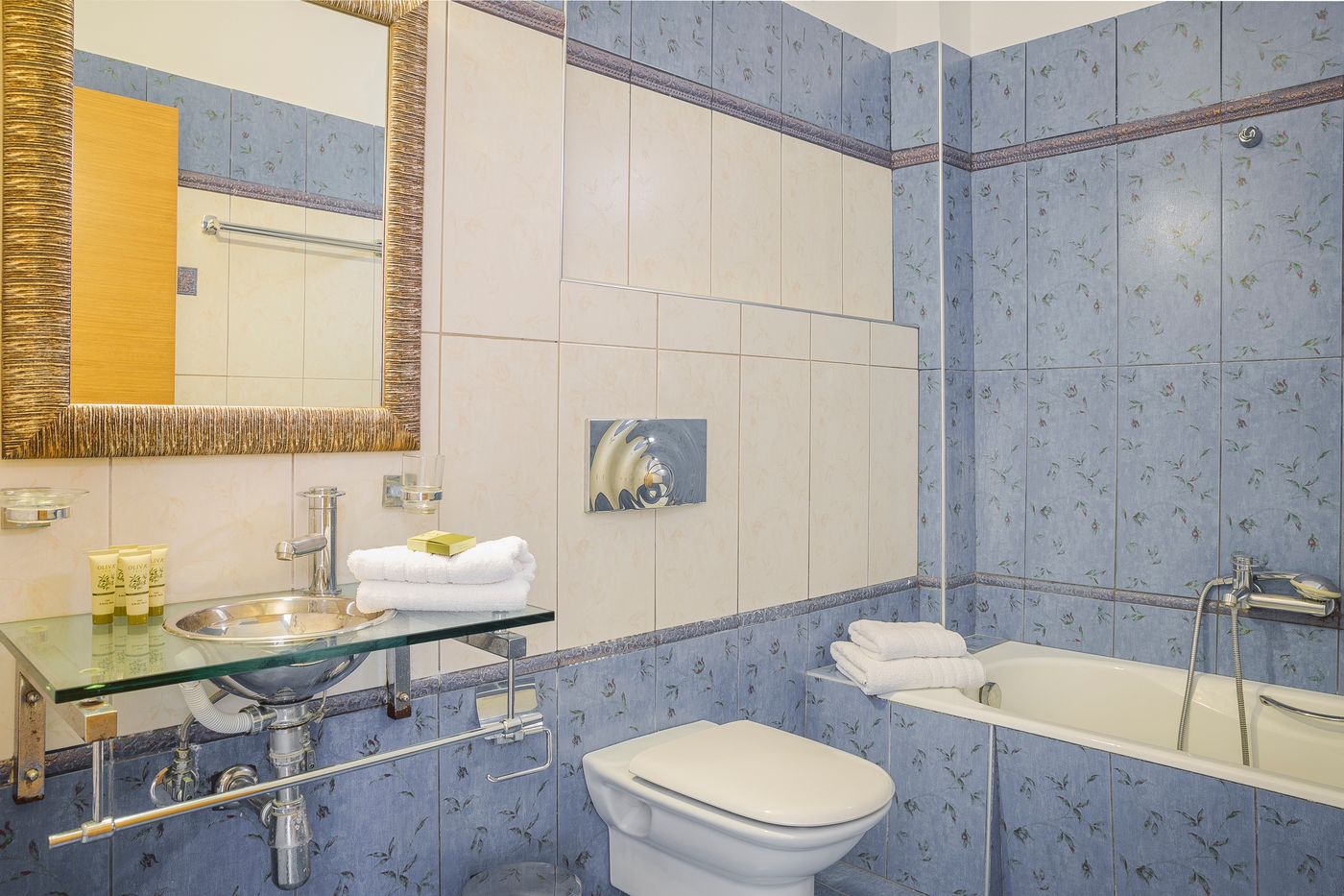 Kefalonia-Bay-Palace-Room-43