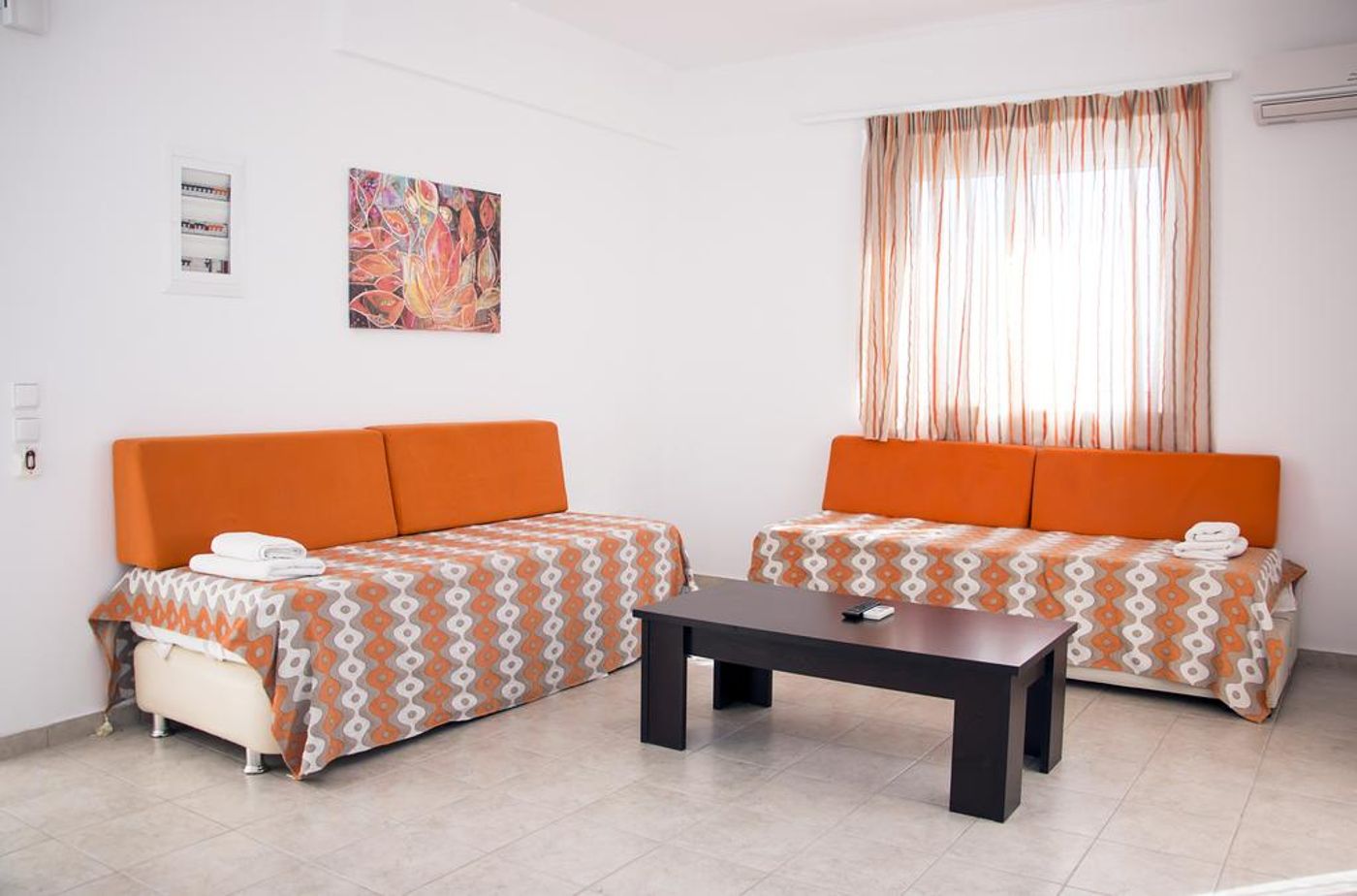 Gennadi Garden Apartments