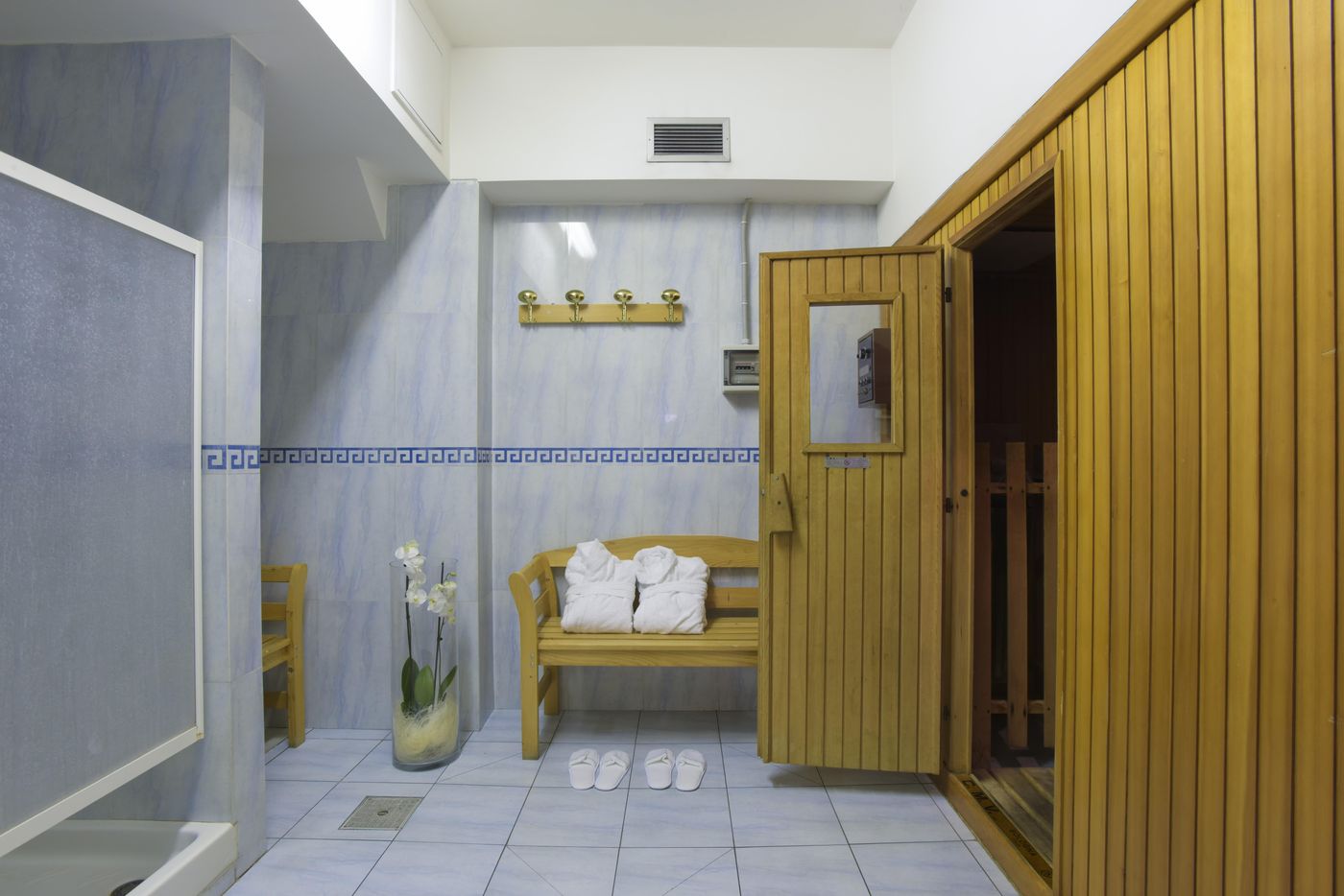 Grand-Hotel-Tiberio-Sports-and-Entertainment-67