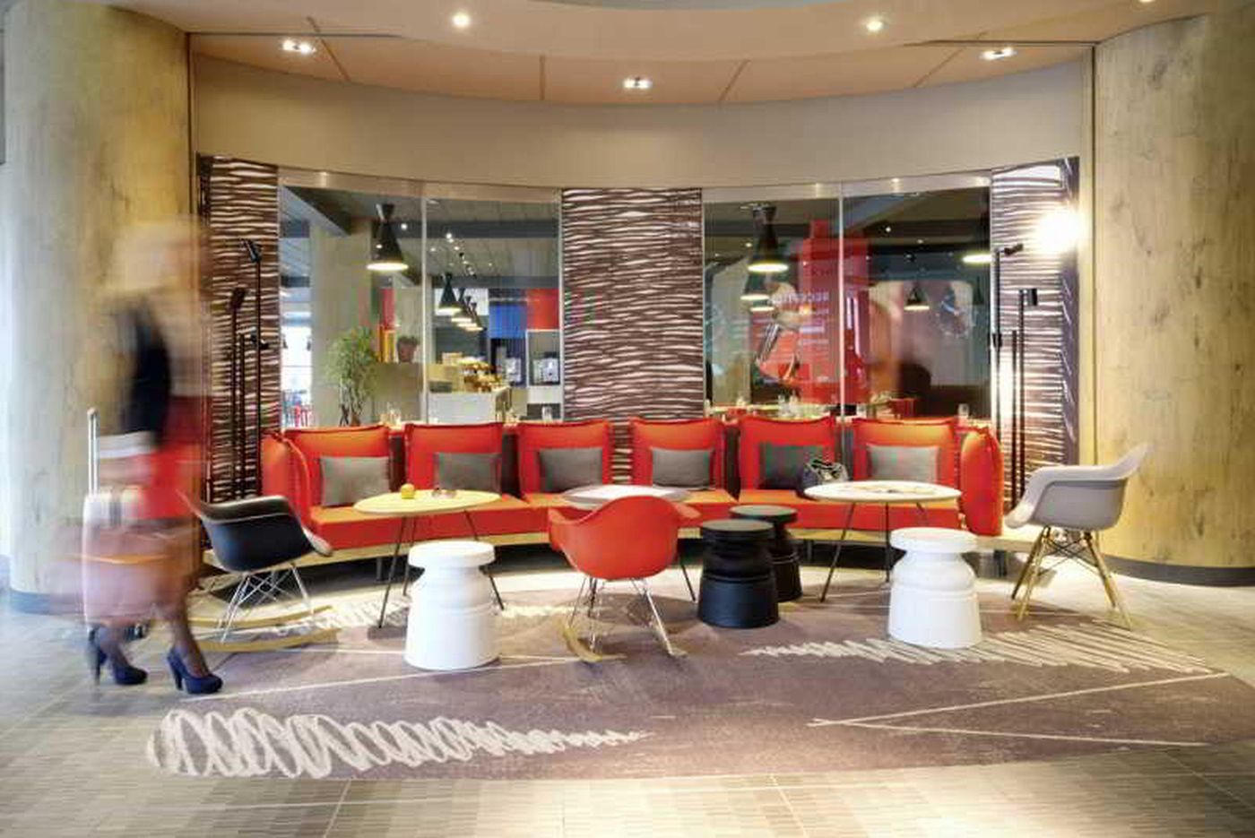 ibis-Warszawa-Stare-Miasto--Old-Town--Lobby-27