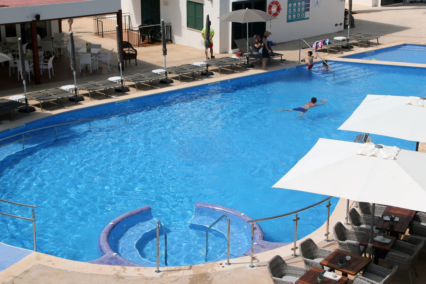 Minura-Cala-Galdana---Apartamentos-D-Aljandar-Pool-13