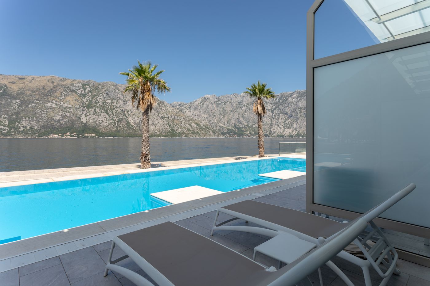 Hyatt-Regency-Kotor-Bay-Resort-Room-4