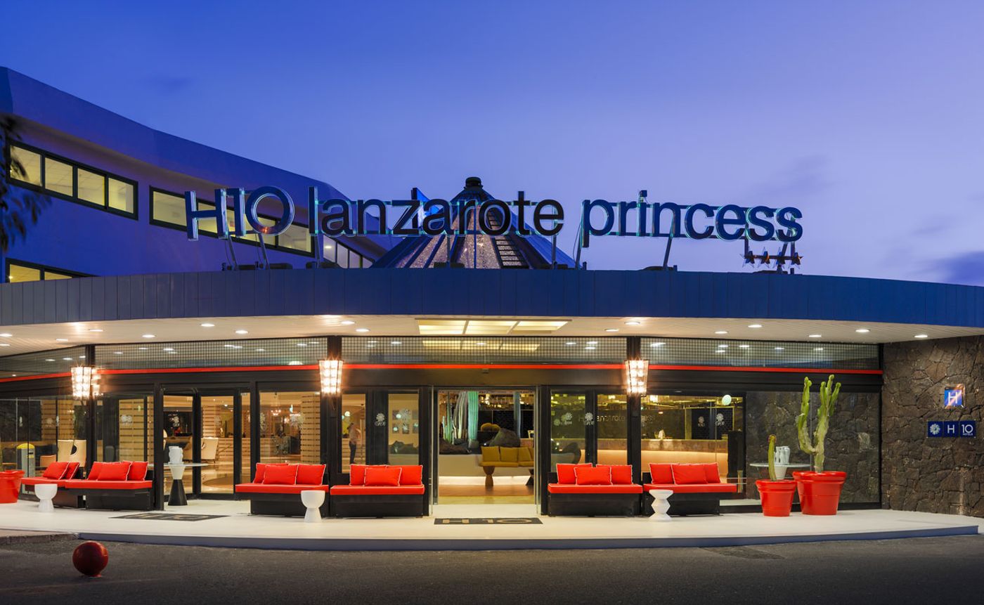 H10-Lanzarote-Princess-Lobby-48