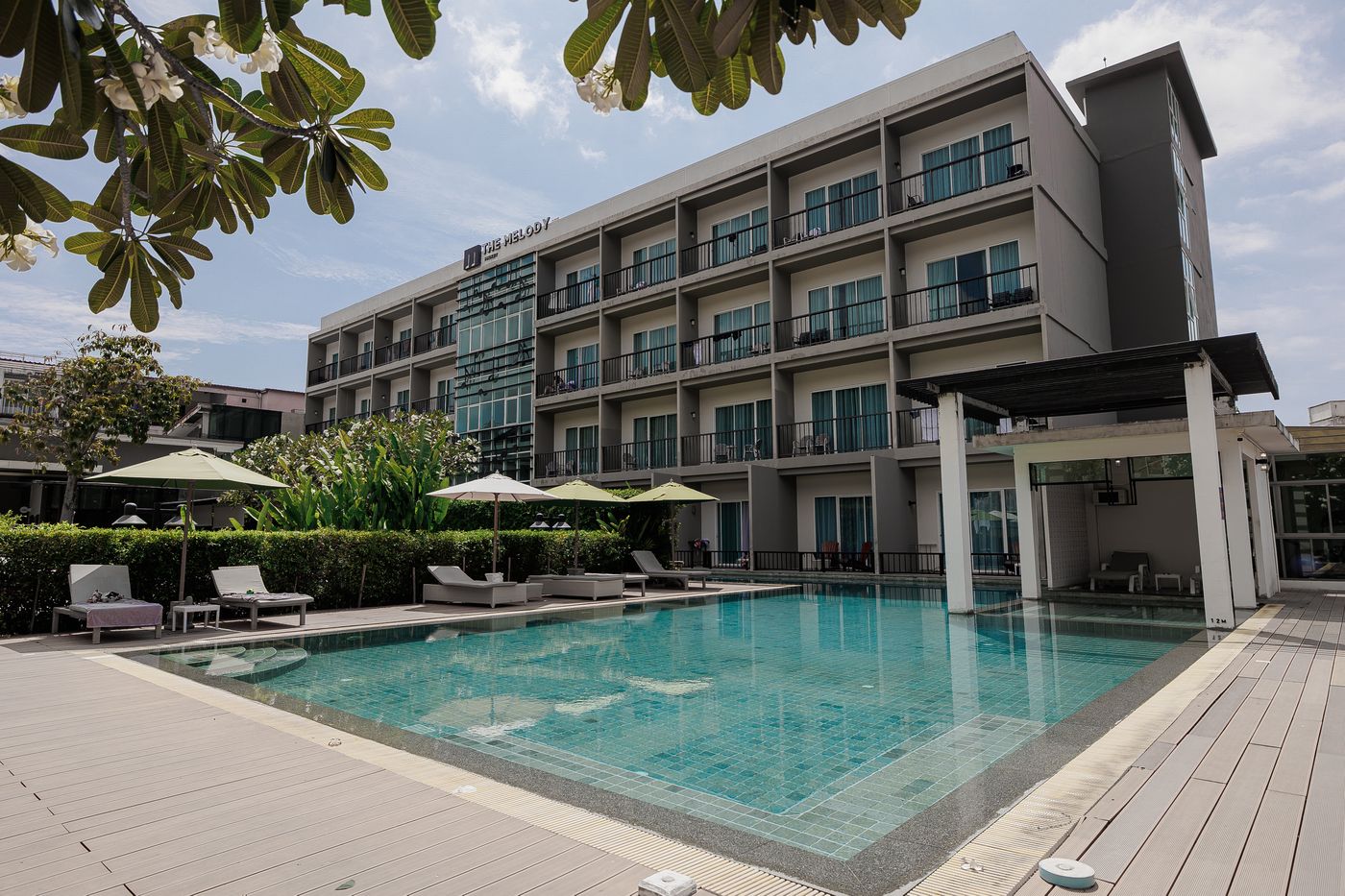 The-Melody-Phuket-Hotel-Pool-5