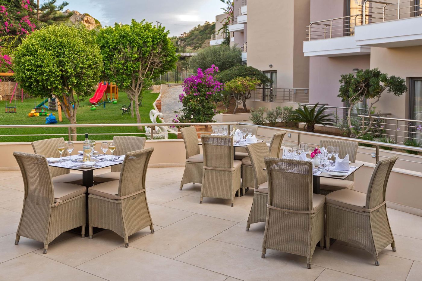 Porto-Platanias-Village-Resort-Restaurant-21