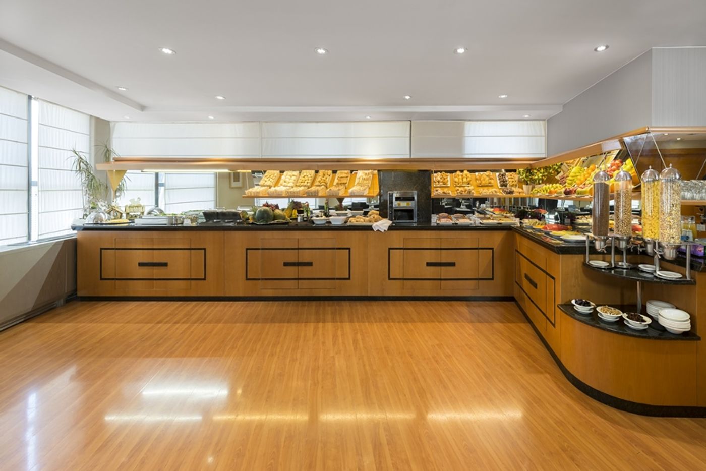 Exe-Plaza-General-view-43