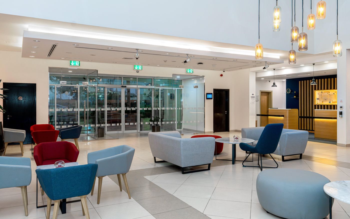 Holiday-Inn-Express-Jumeirah-General-view-26