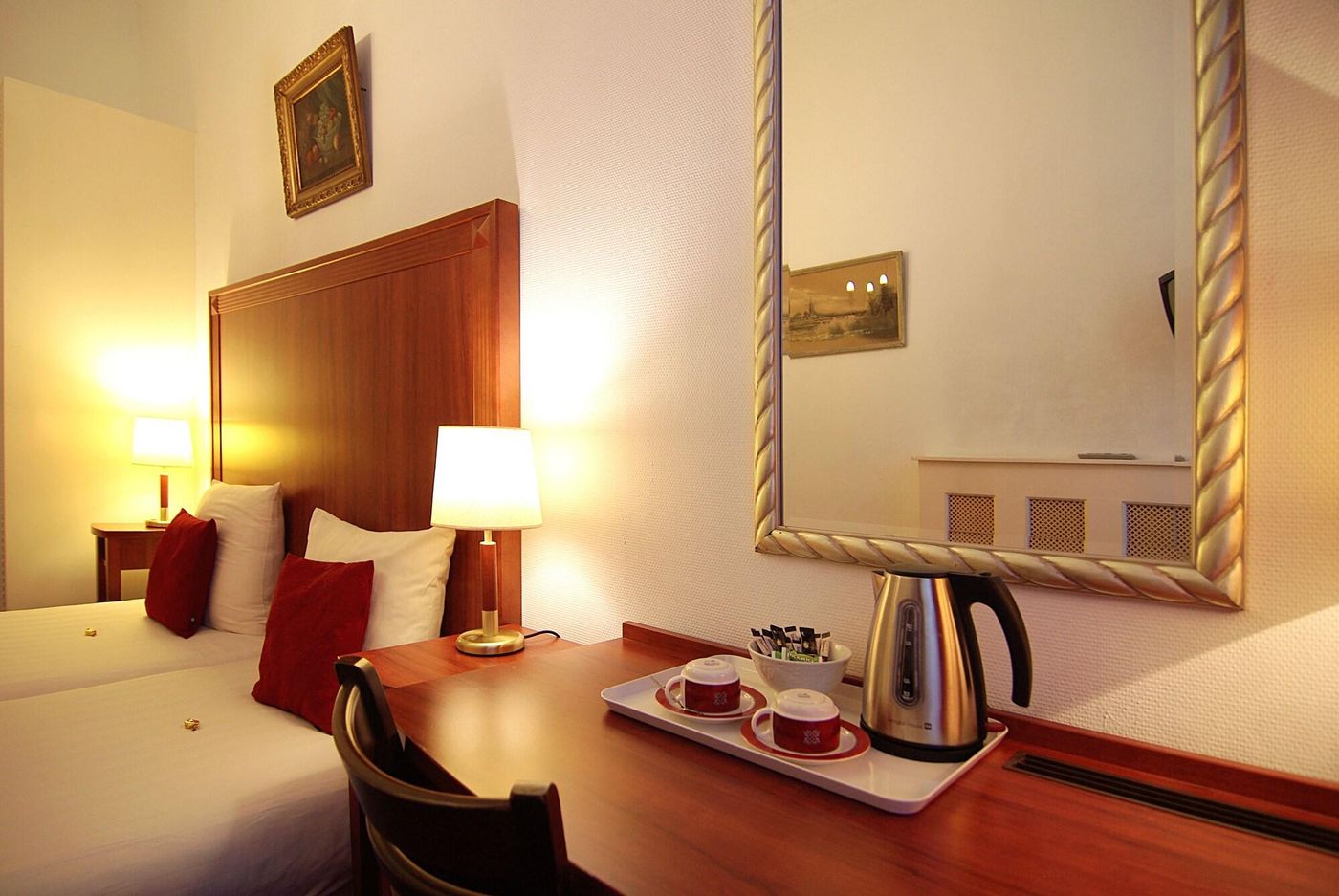 Amsterdam Parklane-Netherlands-AMSTERDAM -Room-9