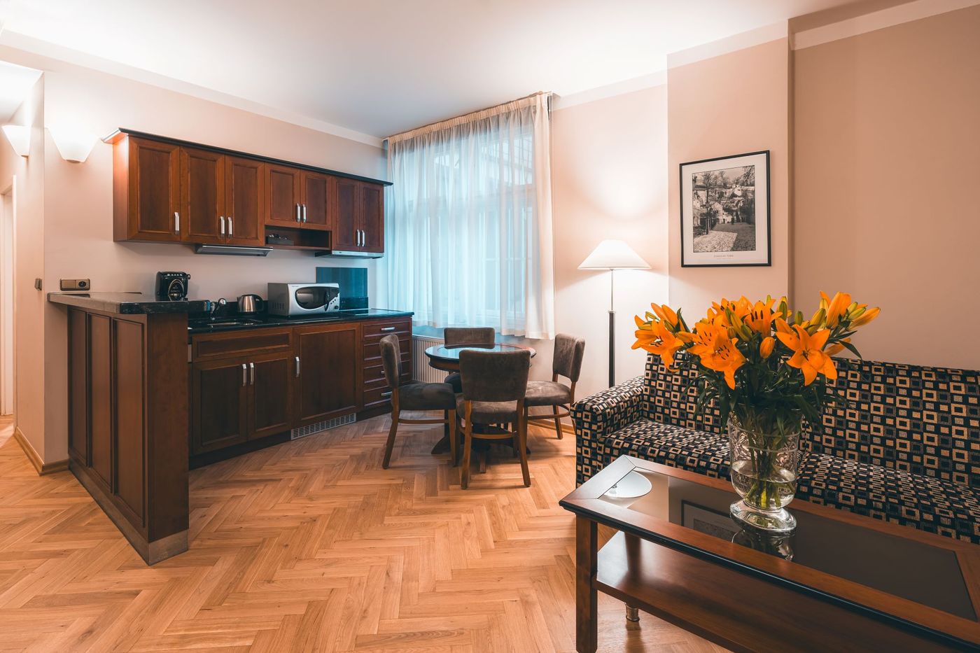 Elysee-Hotel-Room-17