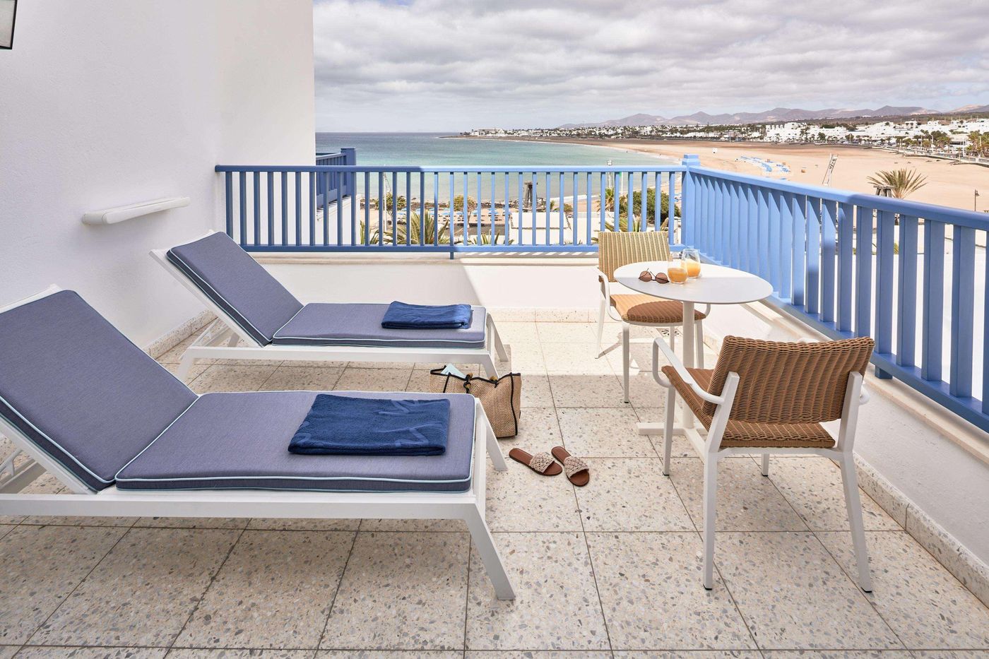 Seaside-Los-Jameos-Playa-Hotel-Room-71