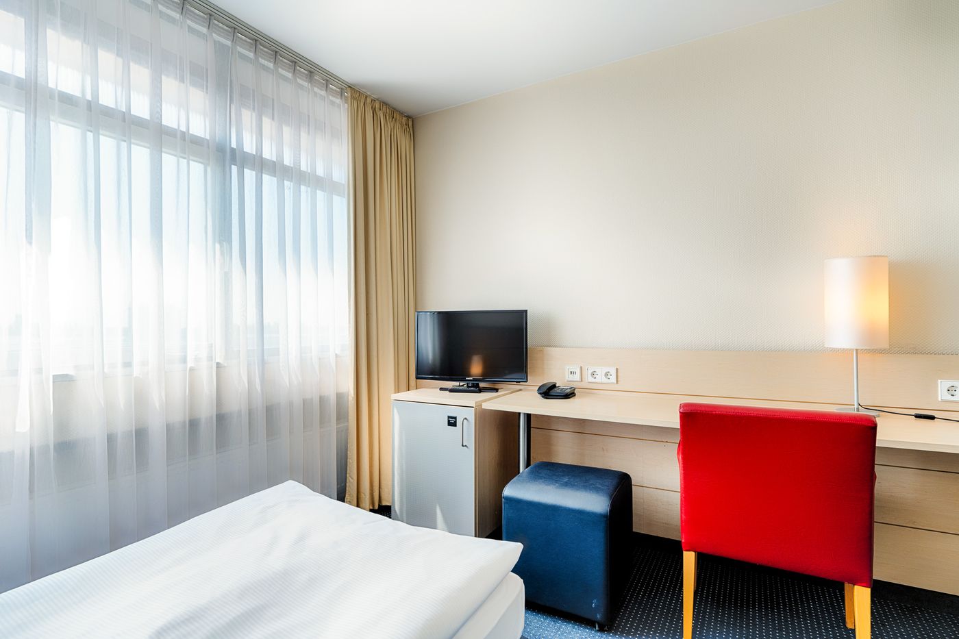 enjoy Hotel am Studio-Germany-Berlin-Room-6