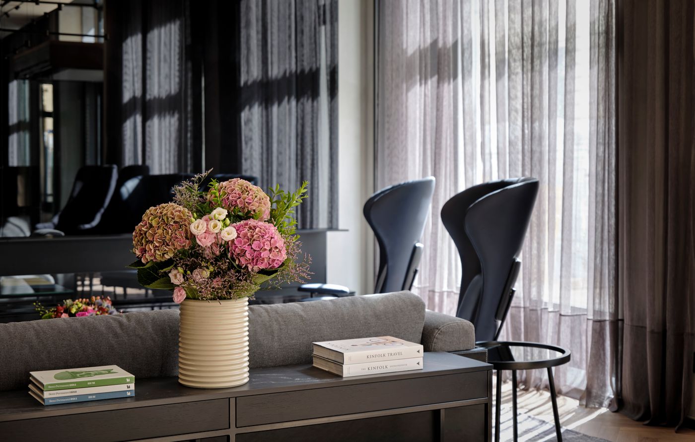 Art'otel Zagreb, Powered by Radisson Hotels-Croatia-Zagreb-Lobby-3