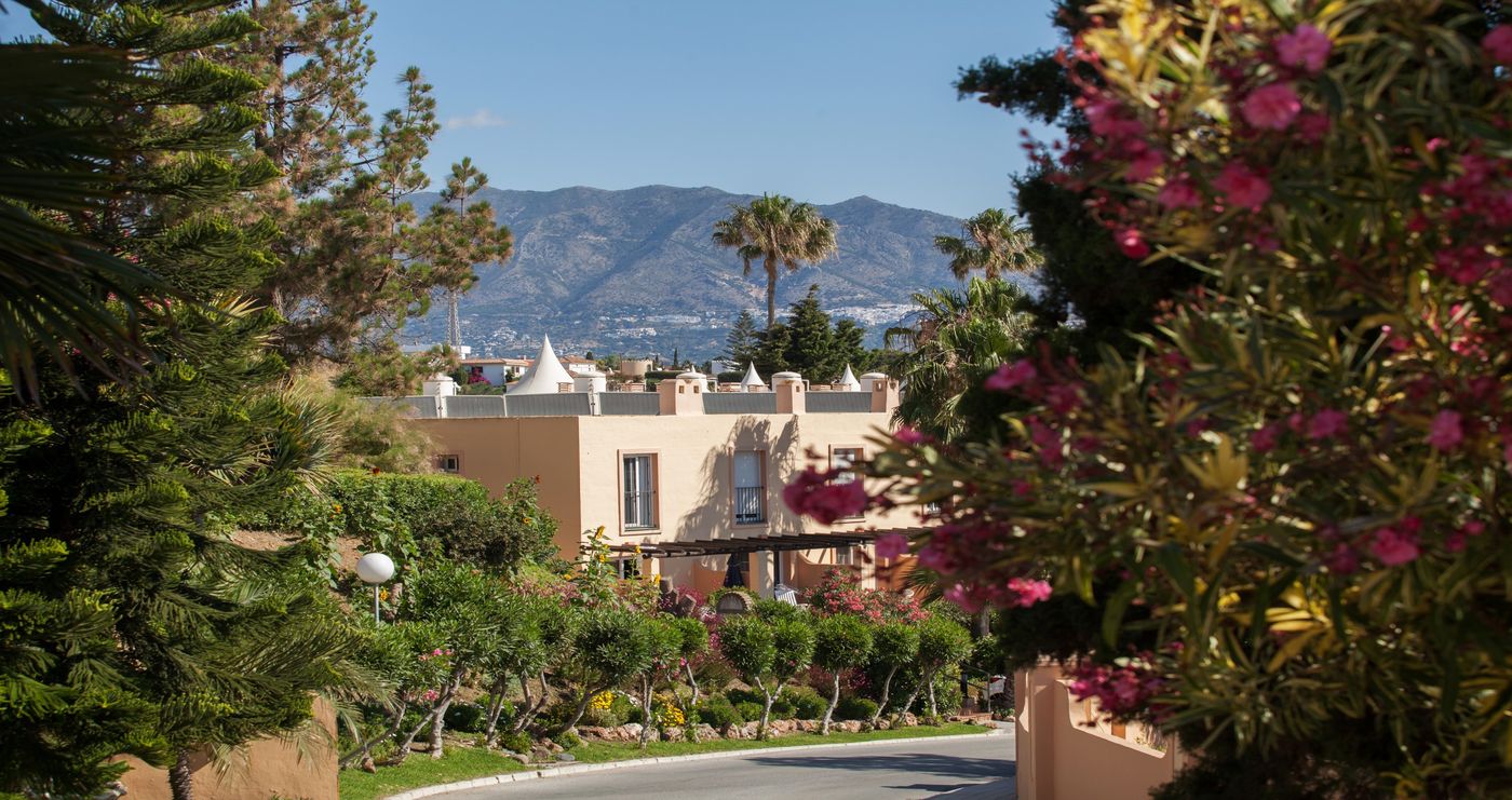 Ramada-Hotel---Suites-by-Wyndham-Costa-del-Sol-General-view-15