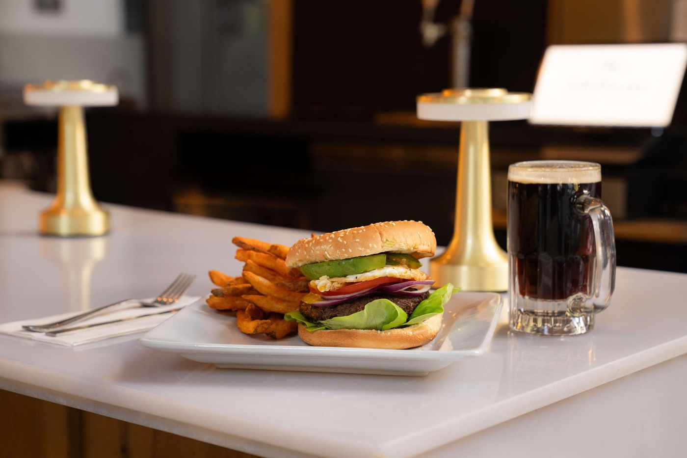 Embassy-Suites-by-Hilton-New-York-Manhattan-Times-Sq-Restaurant-68