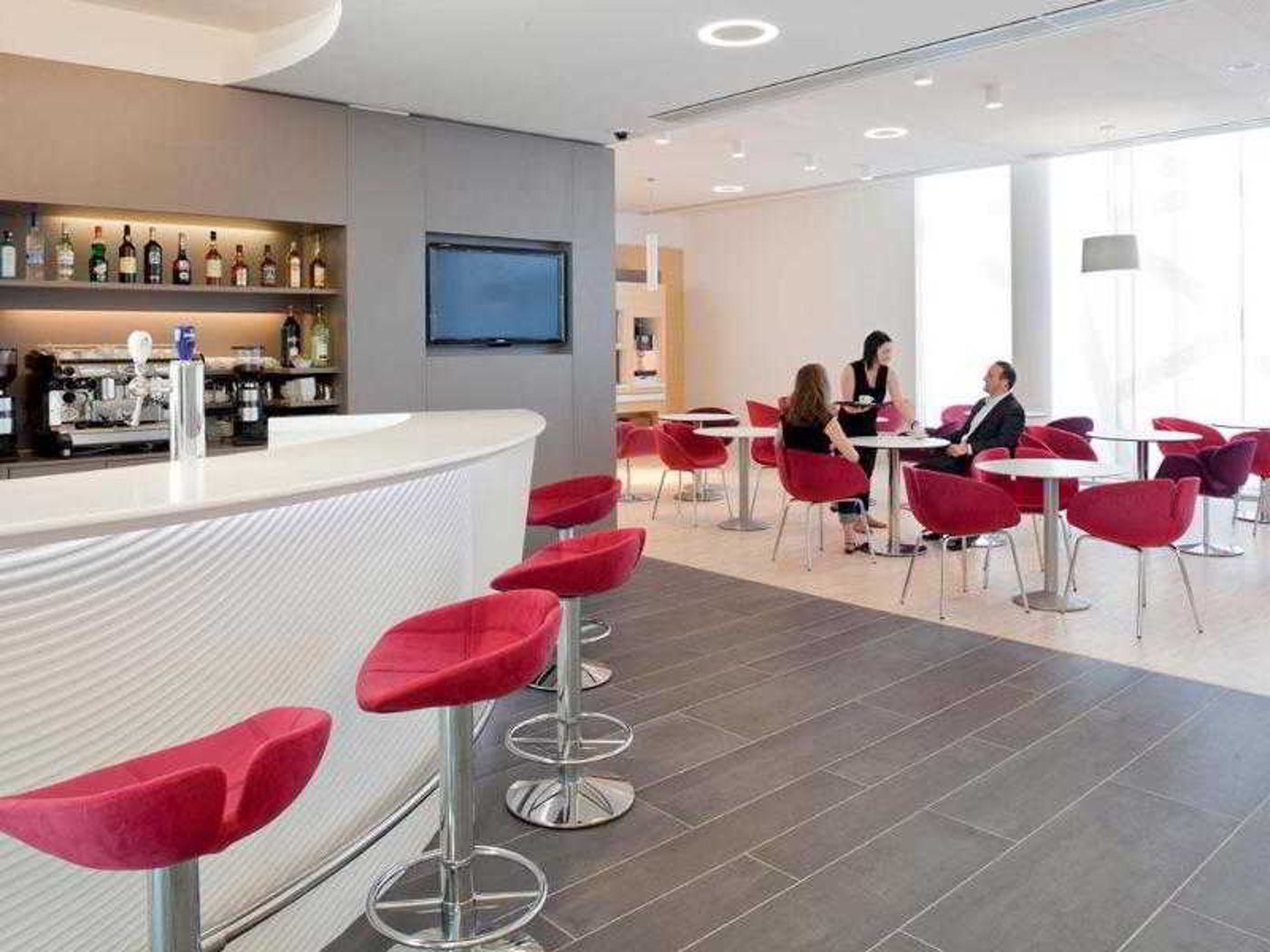 Novotel-Suites-Luxembourg-Bar-19