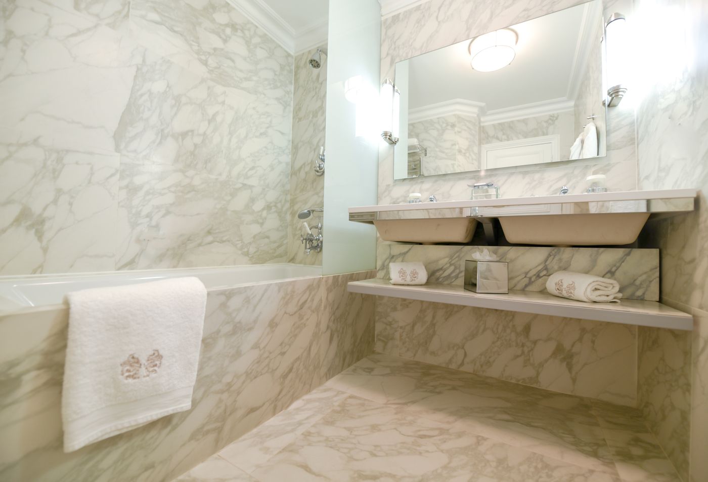 Hotel-Lancaster-Paris-Champs-Elysees-Room-19