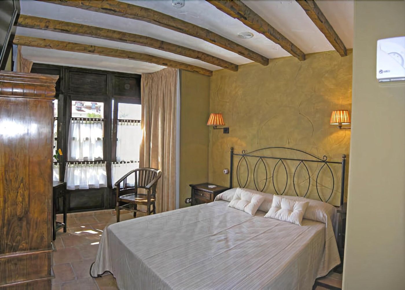 Posada Spa Privilegio De Vara-Spain-NOJA-Room-8