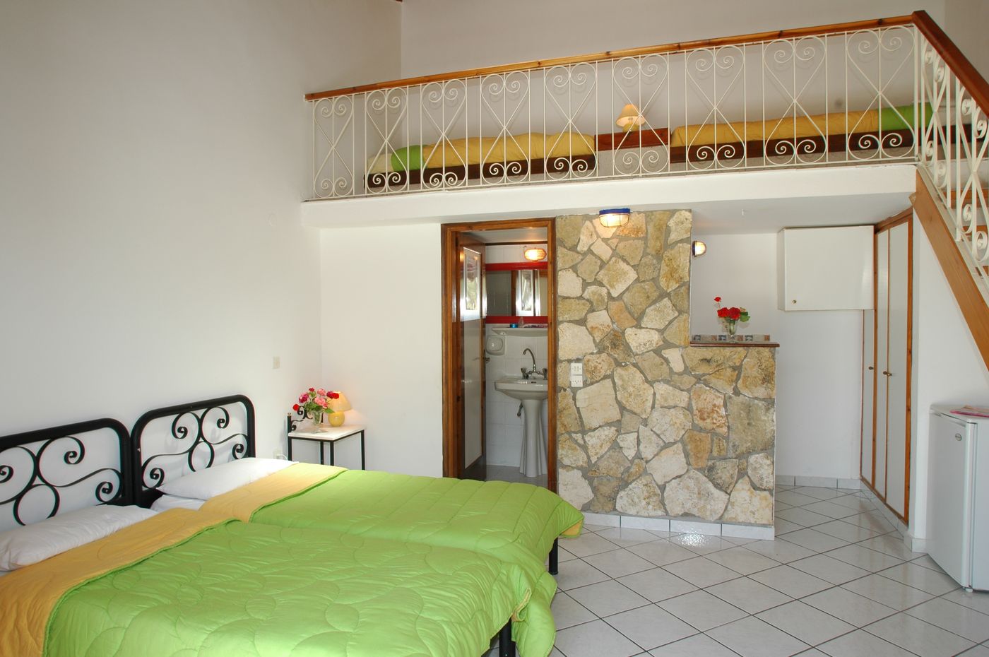 Mirsini-Studios-Room-13